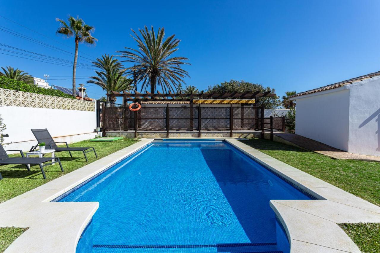Charming Villa On The Seafront Marbella Zewnętrze zdjęcie