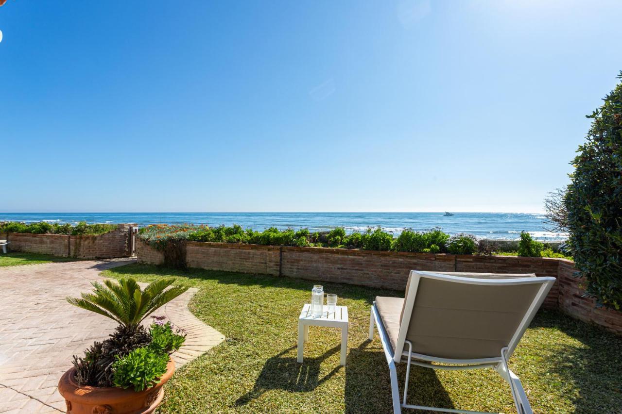 Charming Villa On The Seafront Marbella Zewnętrze zdjęcie