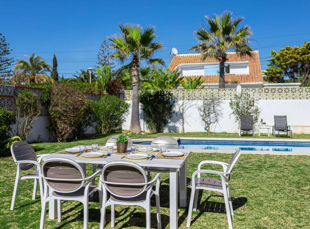Charming Villa On The Seafront Marbella Zewnętrze zdjęcie